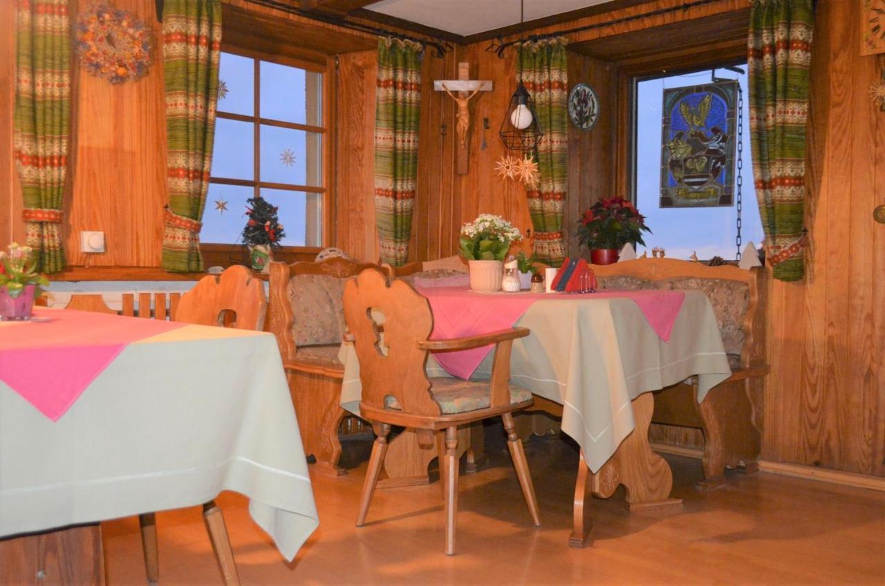 Pension Schueler ボンドルフ・イム・シュヴァルツヴァルト エクステリア 写真